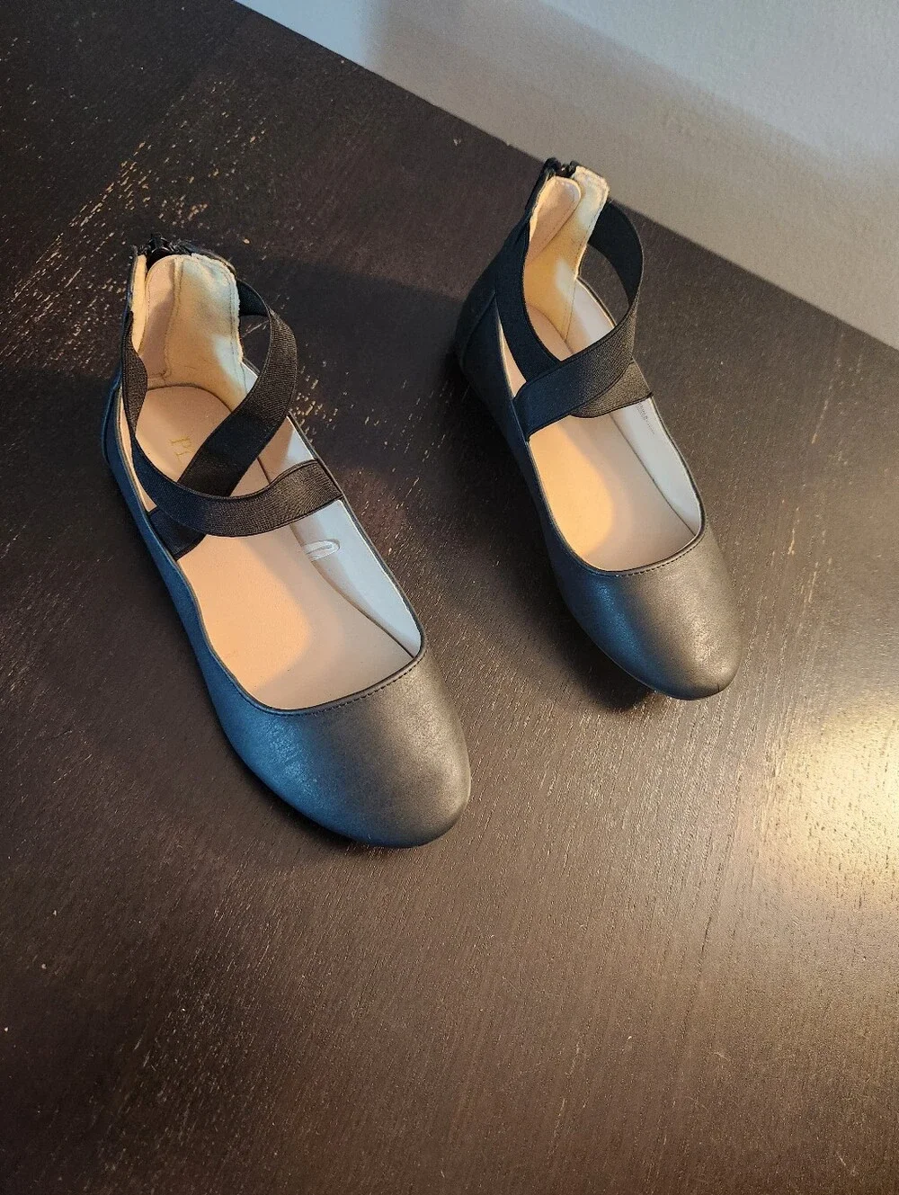The Childrens Place Black Cross-Strap Ballet Flats with Elastic Ankle Strap